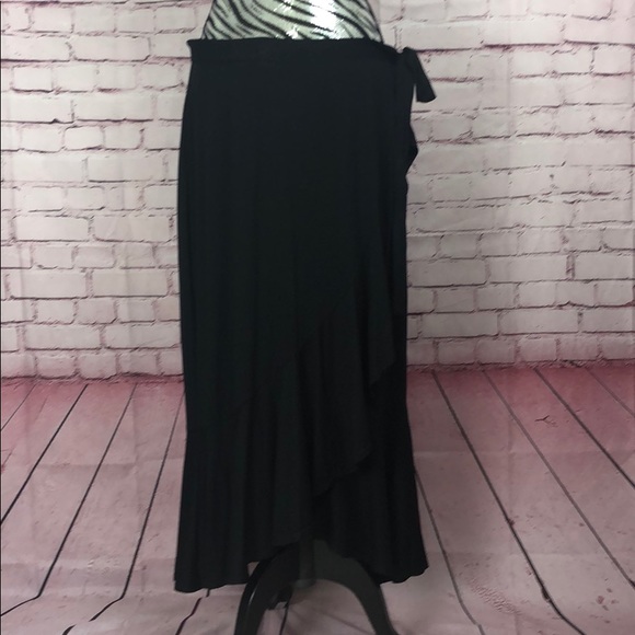 Max Studio Dresses & Skirts - Max Studio Wrap Skirt Size XL